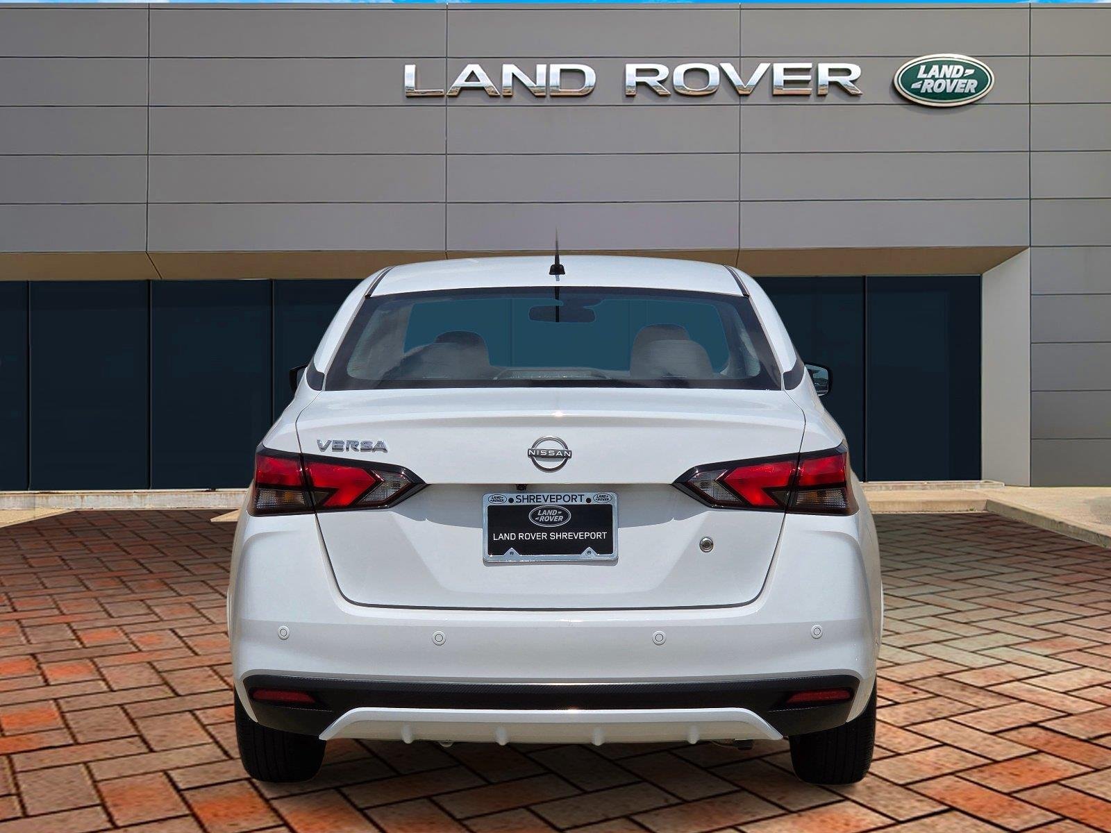 Used 2025 Fresh Powder Nissan S image 5