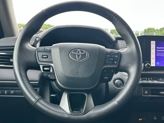 Certified Used 2025  Toyota LE image 47