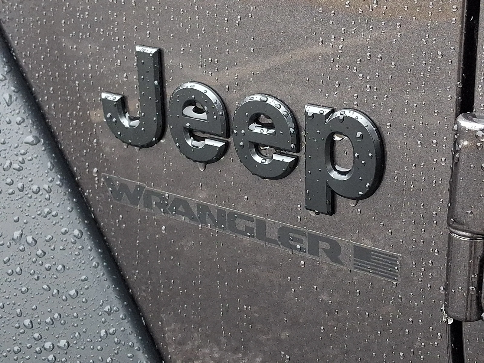 New 2026 Granite Crystal Metallic Clear-Coat Exterior Paint Jeep Sport S image 21