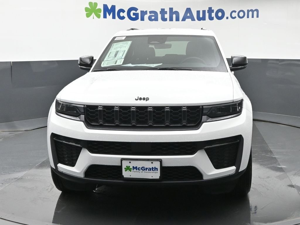 New 2026 Bright White Clear-Coat Exterior Paint Jeep Altitude image 6