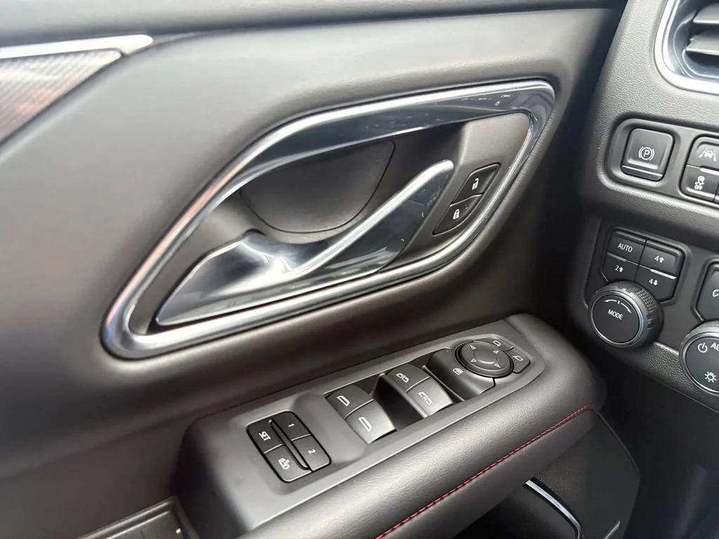 Used 2023 Black Chevrolet RST image 31