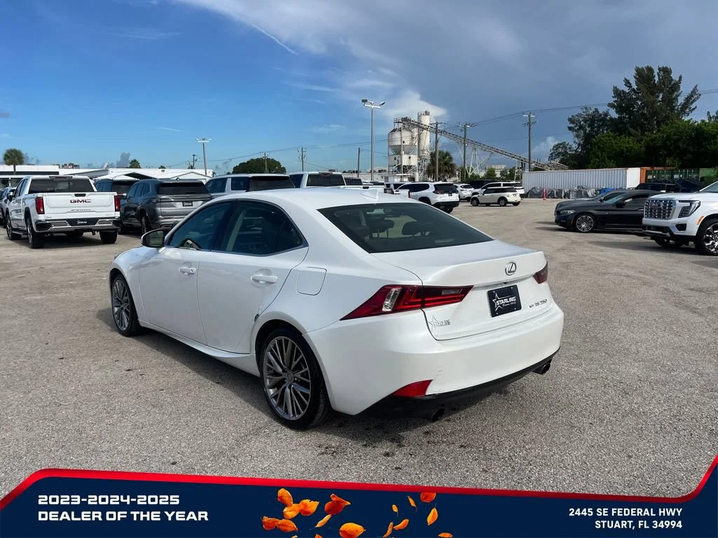 Used 2015 White Lexus 4dr Sport Sdn AWD image 5