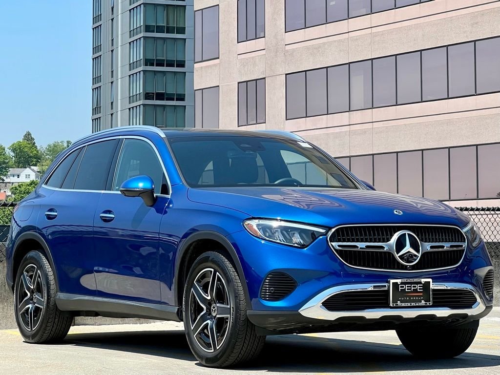 2026 Mercedes-Benz GLC GLC 300 4MATIC's photo