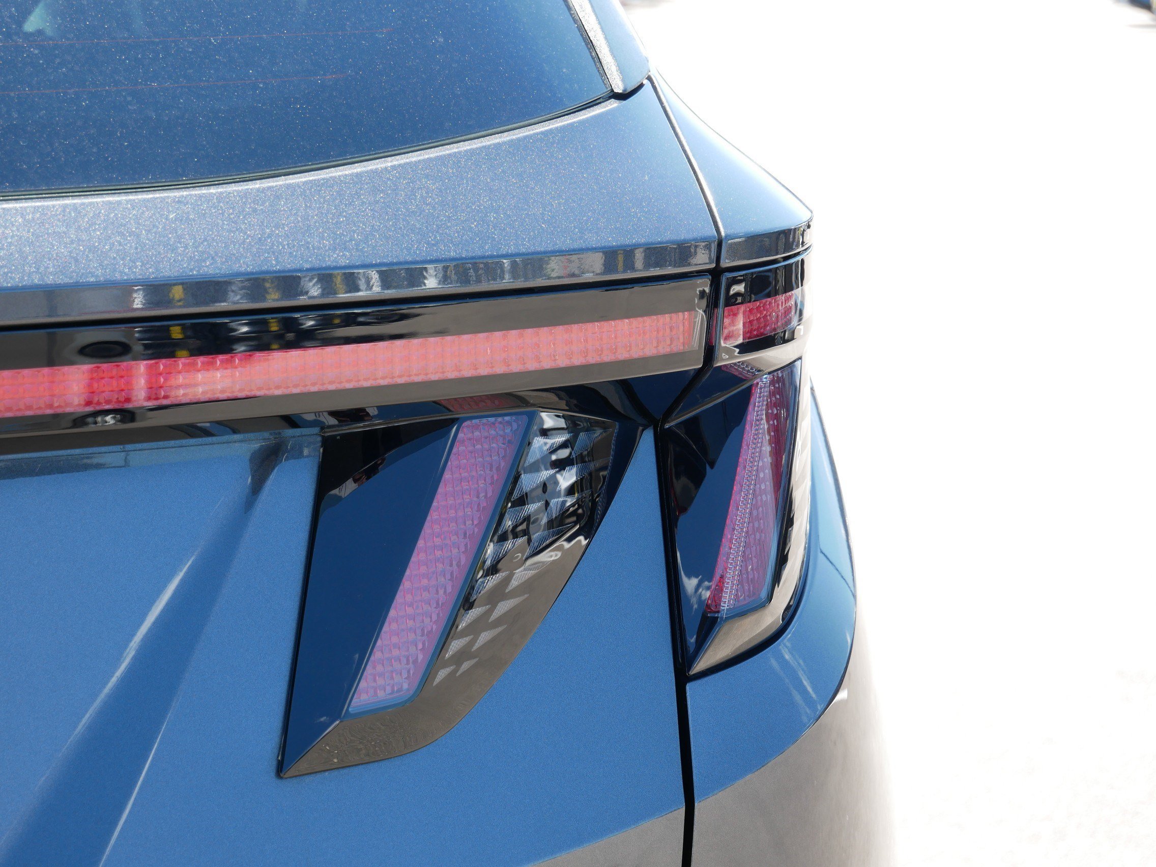 Certified Used 2022 Portofino Gray Hyundai SEL image 17