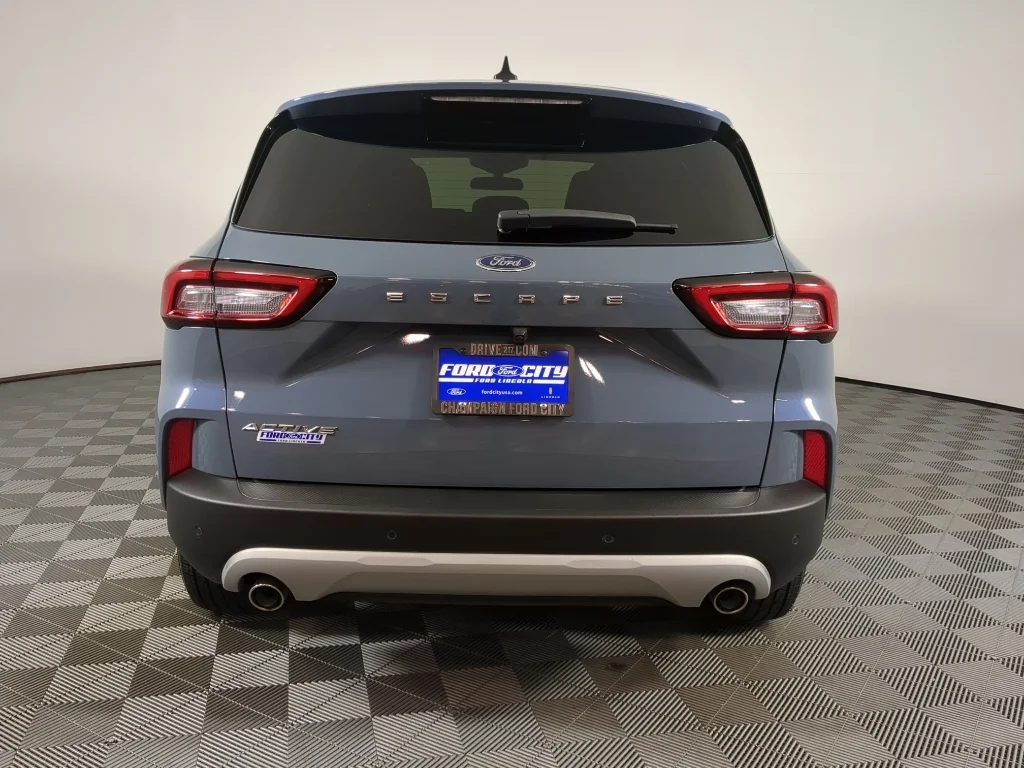 Used 2023 Blue Ford Active image 7