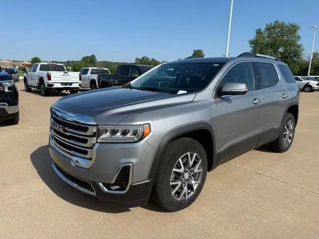 Used 2023 Sterling Metallic GMC SLT image 7