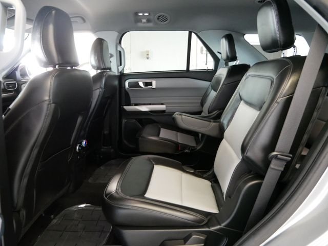 Certified Used 2024 Silver Metallic Ford XLT image 10