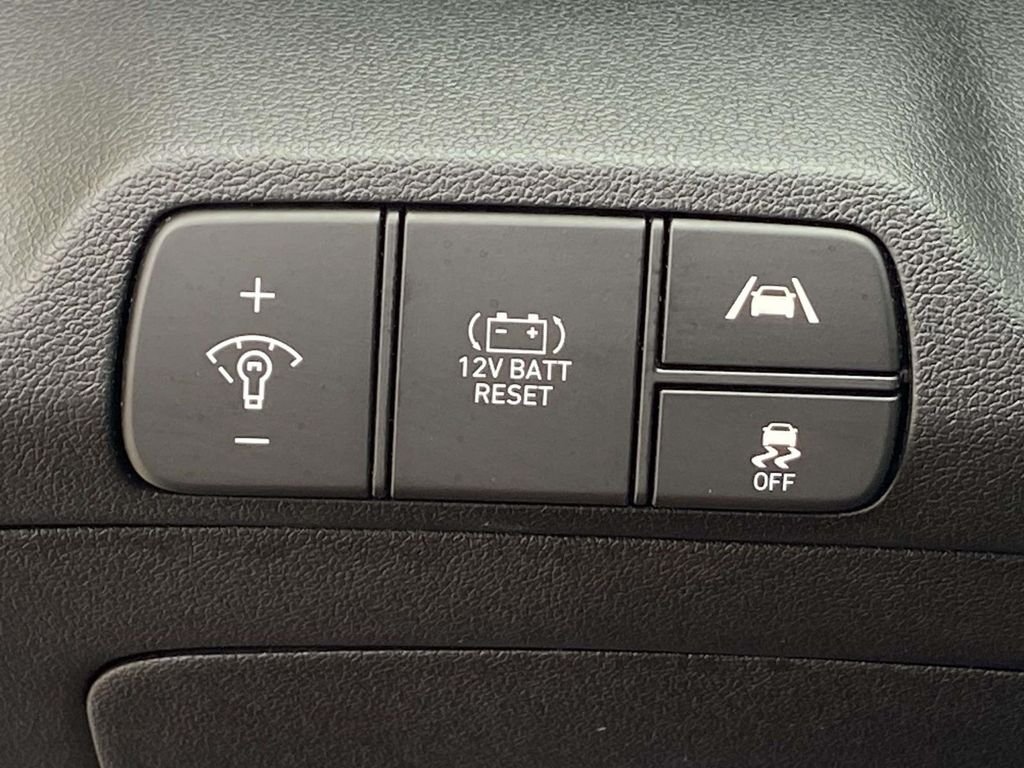 Used 2023 Gray Hyundai Limited image 29