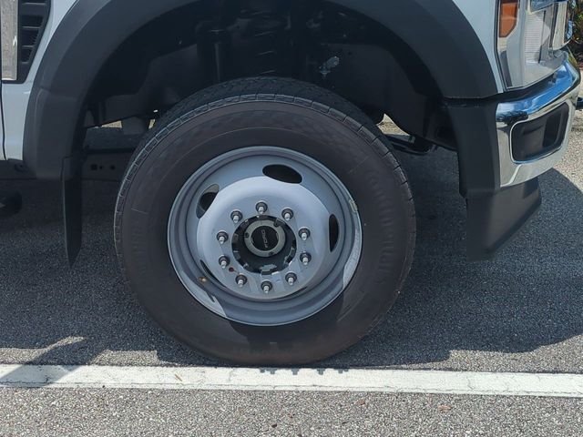 2025 Ford F-450 Super Duty Chassis Cab XL - Photo 7