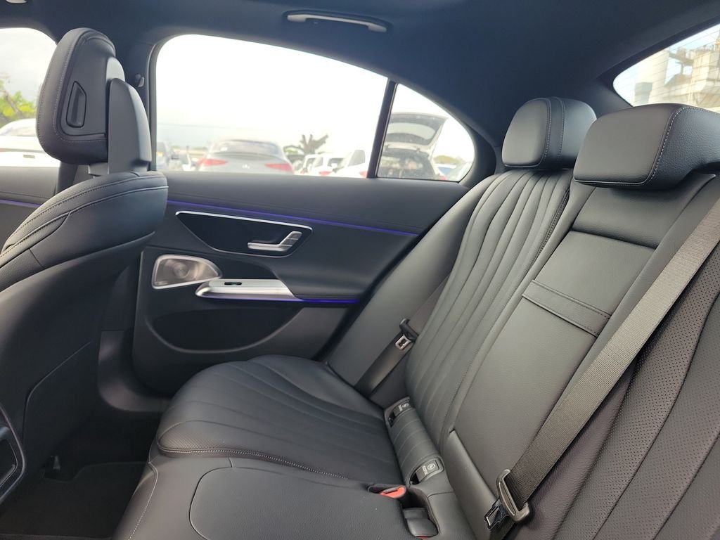 2026 Mercedes-Benz E-Class E350 - Photo 11