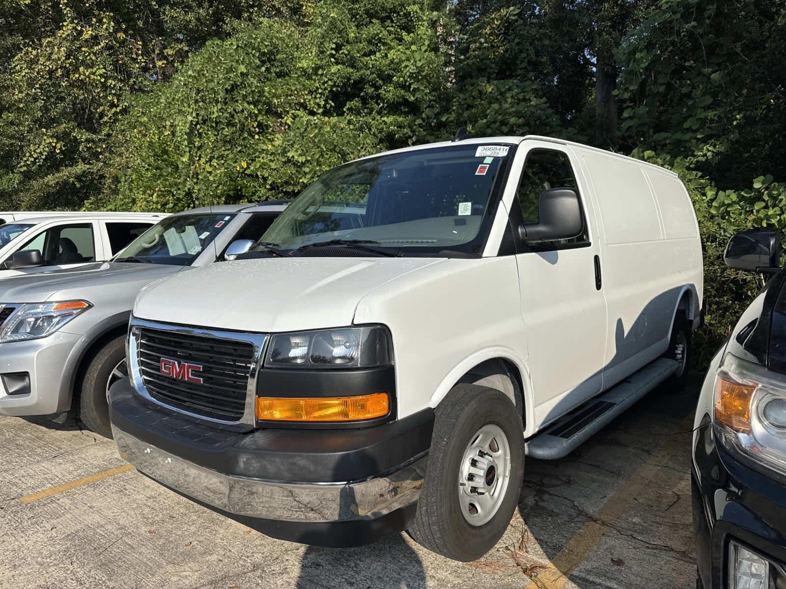 2025 GMC Savana Work