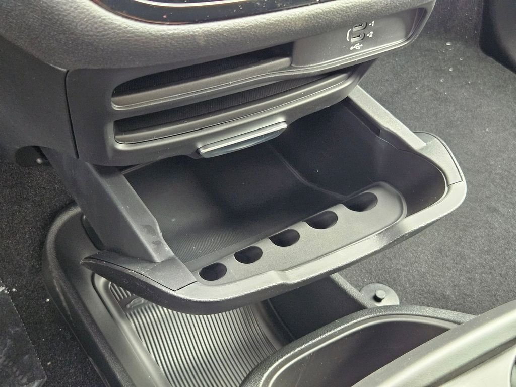 2026 Chrysler Pacifica Select - Photo 29