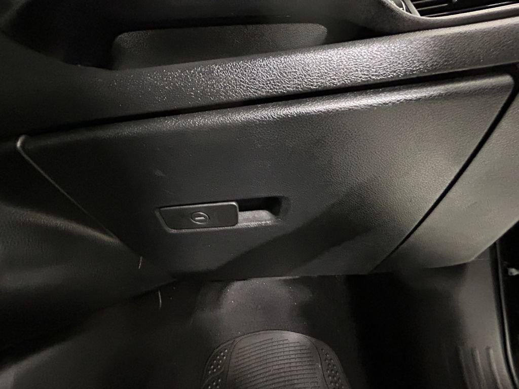 Used 2017 Black Jeep Latitude image 24