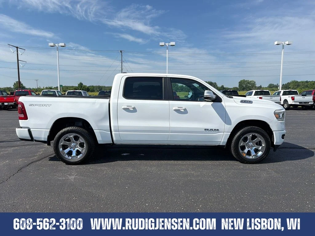 Used 2022 White Ram Big Horn/Lone Star image 6
