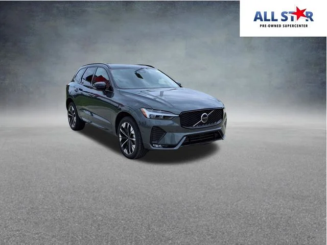 2026 Volvo XC60 B5 Plus Dark AWD's photo