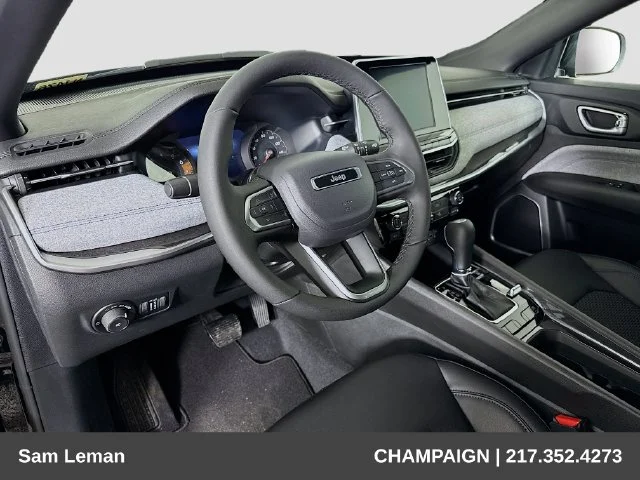 New 2026 Black Jeep Latitude image 9