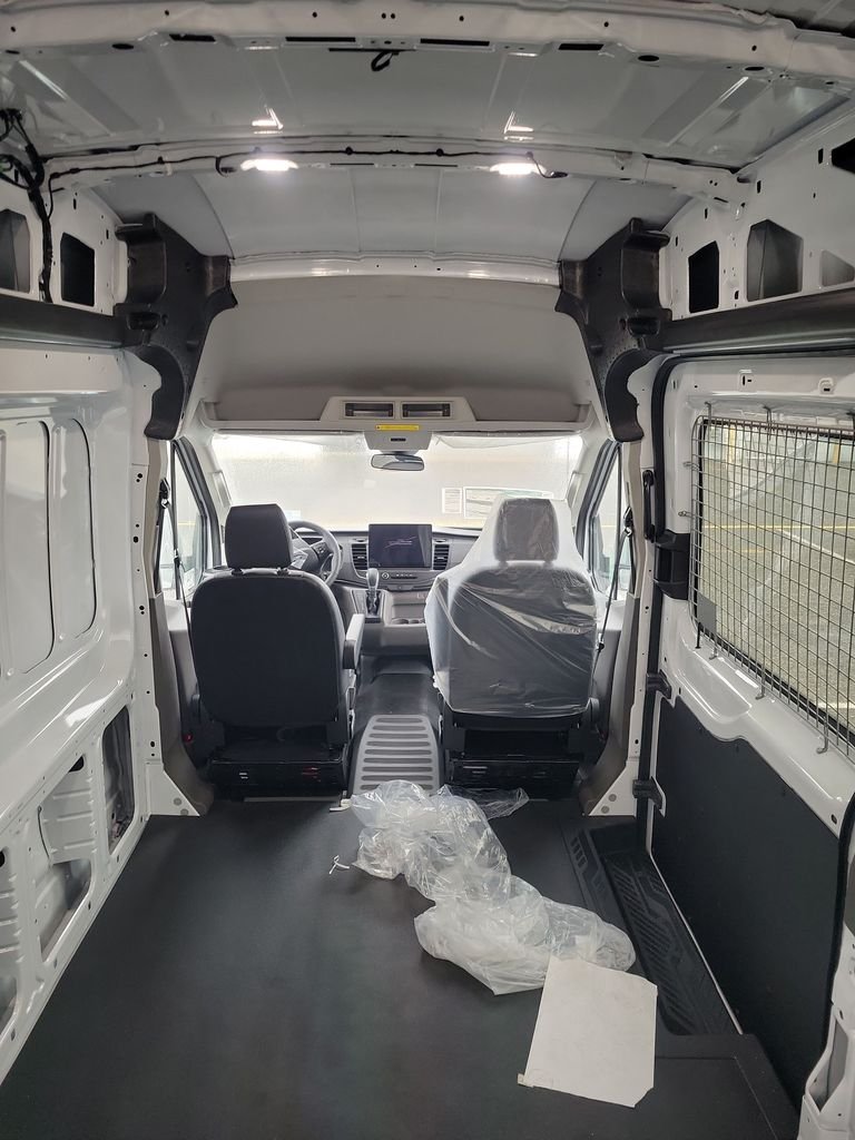 New 2026 Oxford White Ford Cargo Van image 22