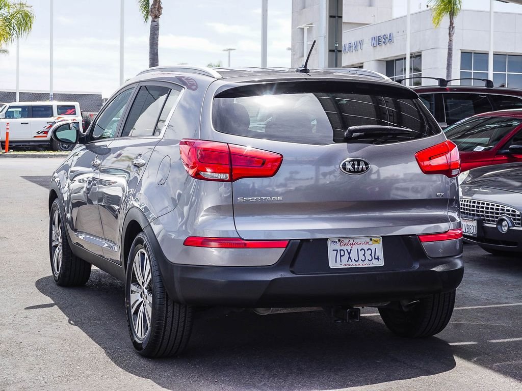 Used 2016 Silver Kia EX image 5