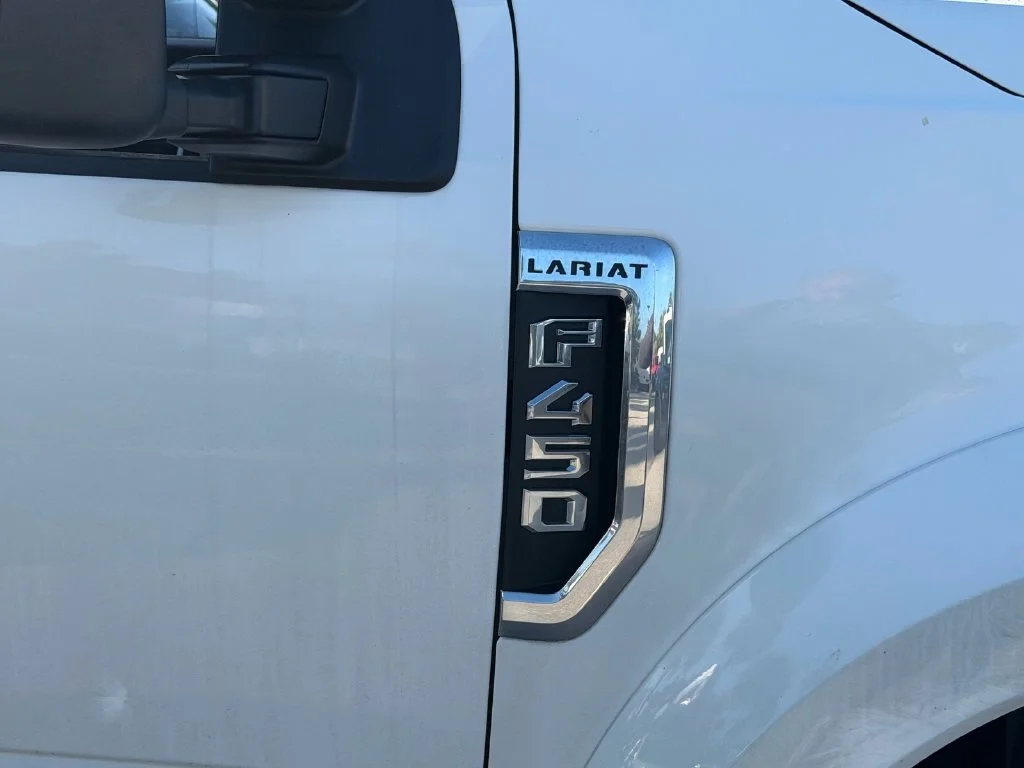 Used 2022 White Ford Lariat image 10