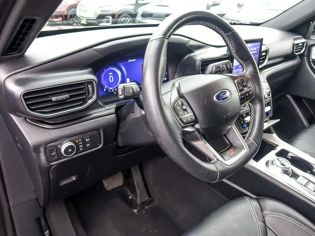 Used 2020 Agate Black Metallic Ford ST image 13