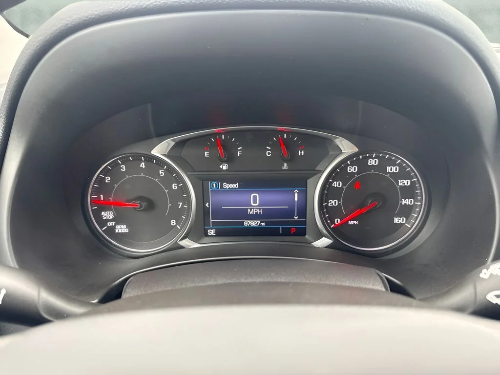 Used 2019 Black GMC SLE image 13
