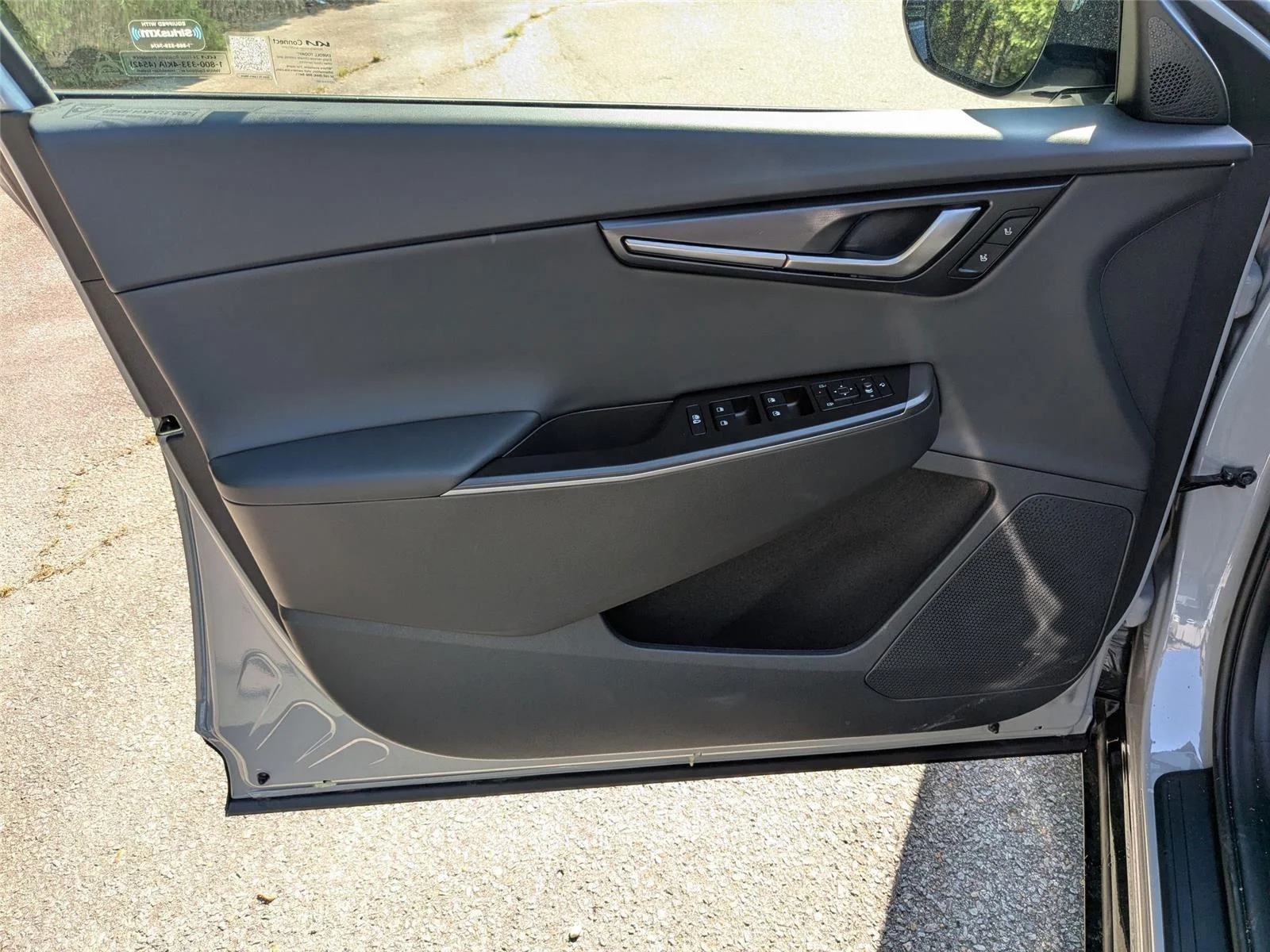 2025 Kia EV6 Wind - Photo 11