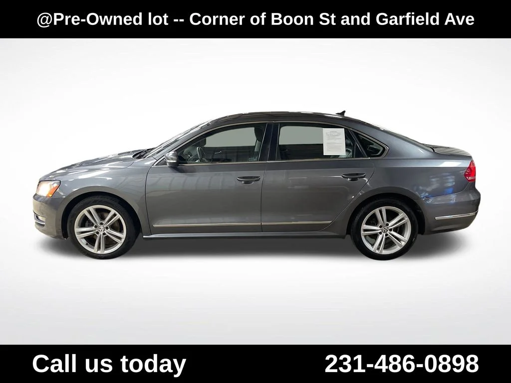 Used 2013 Gray Volkswagen TDI SEL Premium image 2