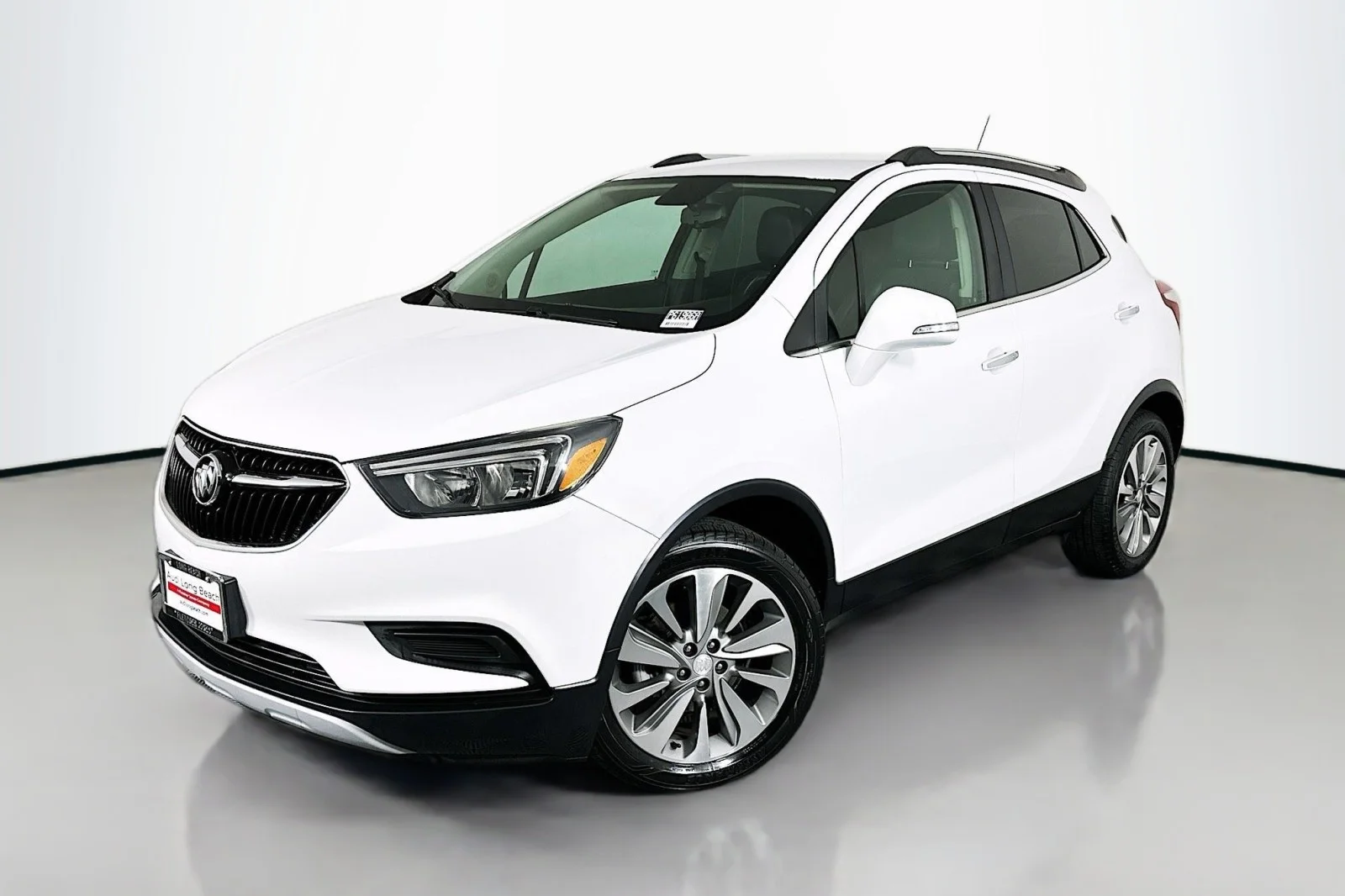 Used 2018 Summit White Buick Preferred image 1