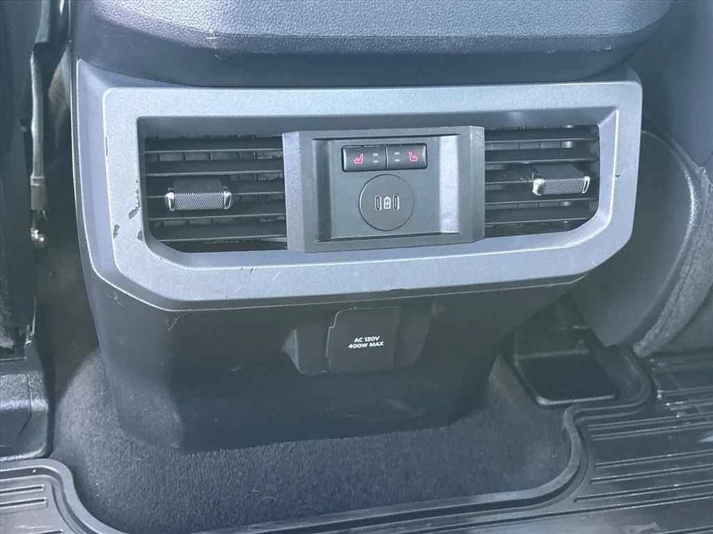 Used 2025 Black Ford Lariat image 21