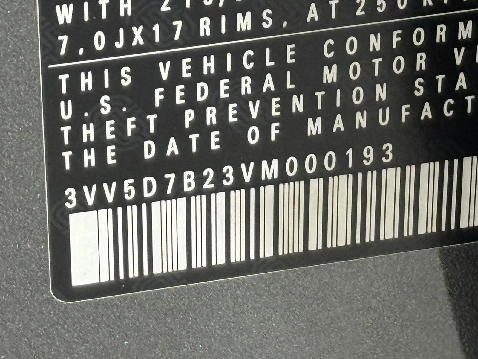 New 2027 Platinum Gray Metallic Volkswagen S image 31