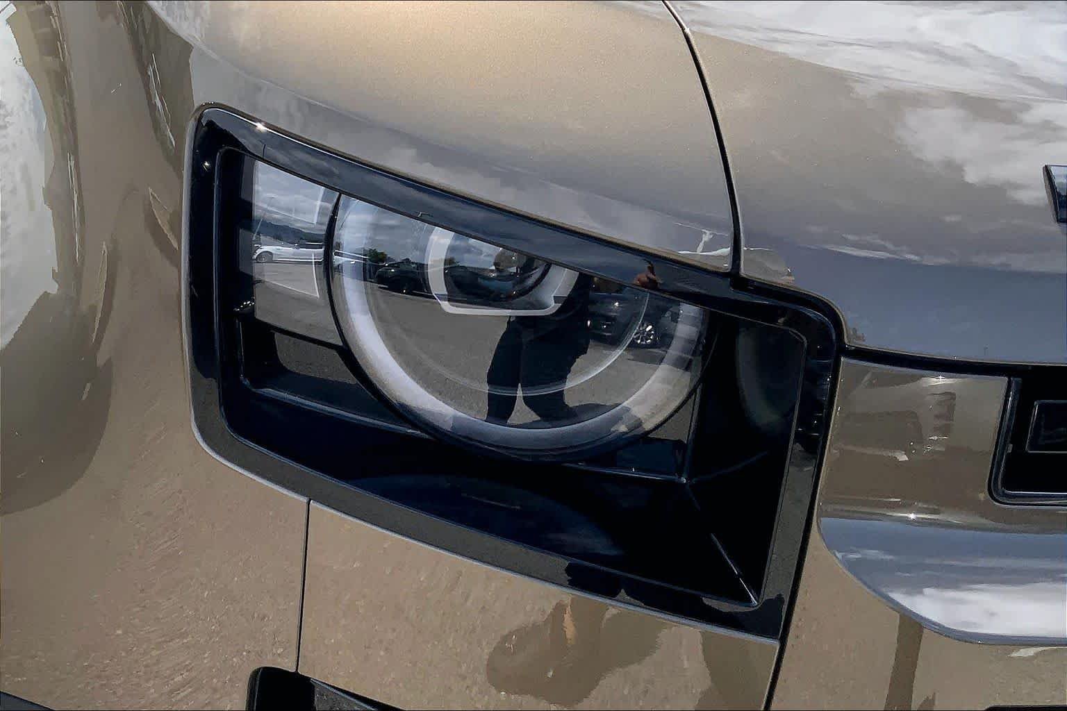New 2026 Gondwana Stone Metallic Land Rover S image 13