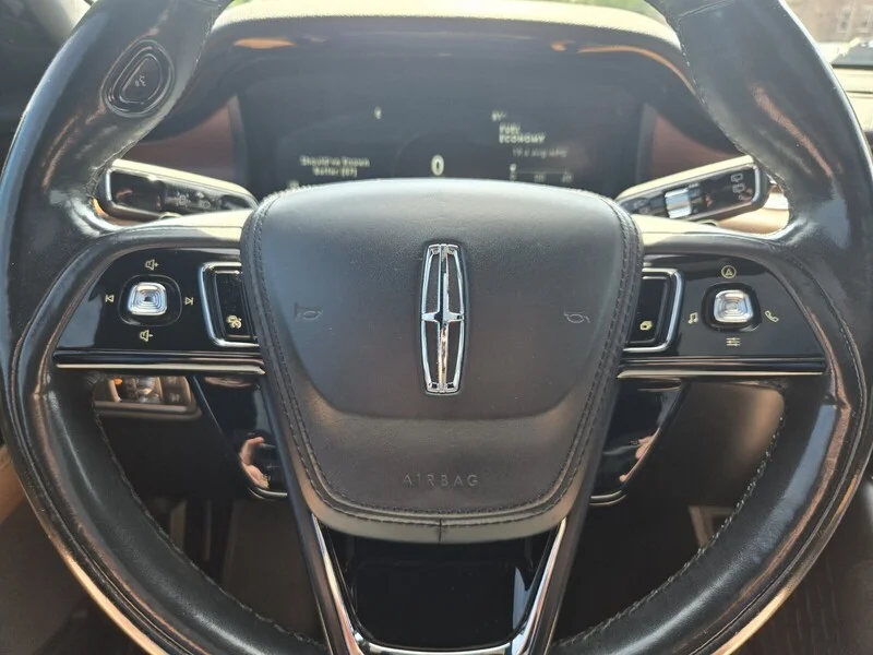 Used 2021 Black LINCOLN RESERVE AWD image 26