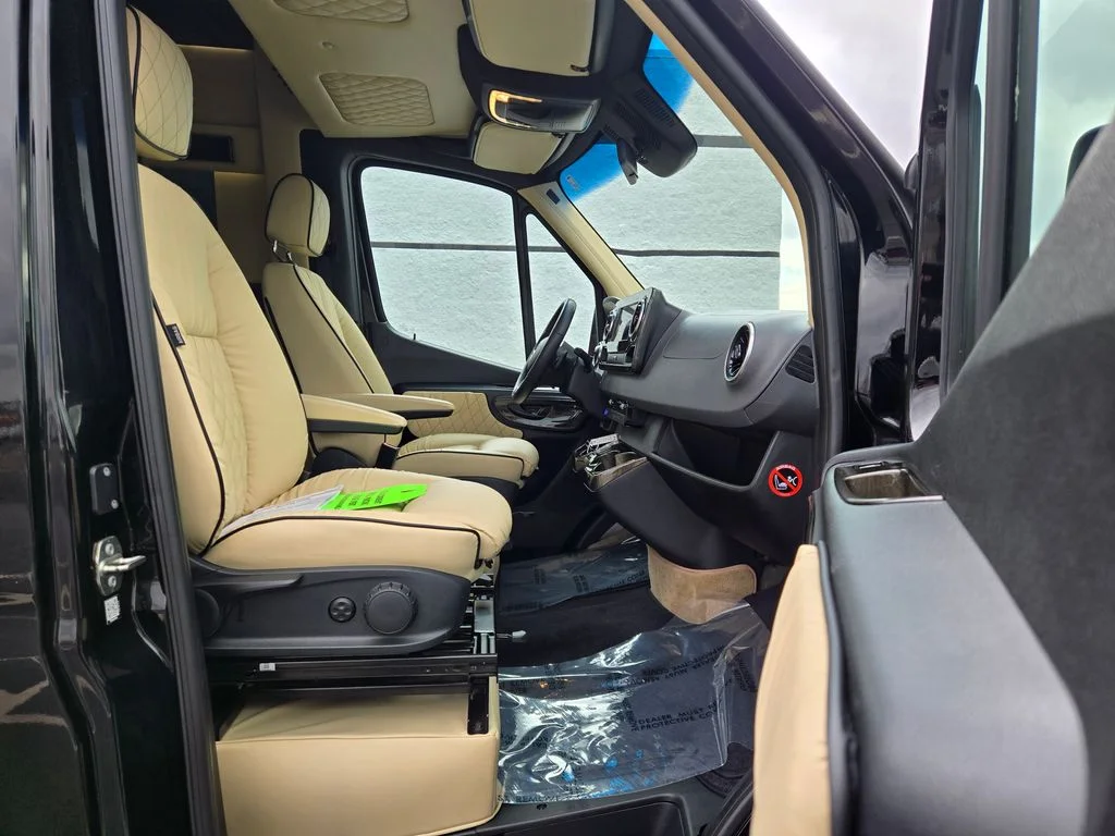 2020 Mercedes-Benz Sprinter Cargo Van Base - Photo 18