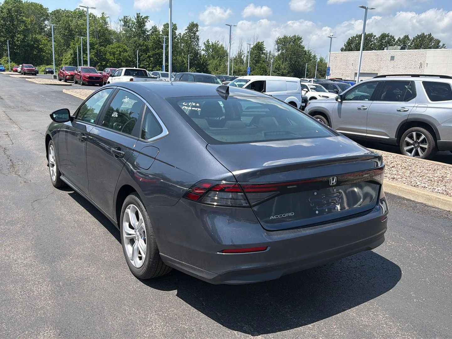 Used 2025 Meteorite Gray Metallic Honda LX image 7