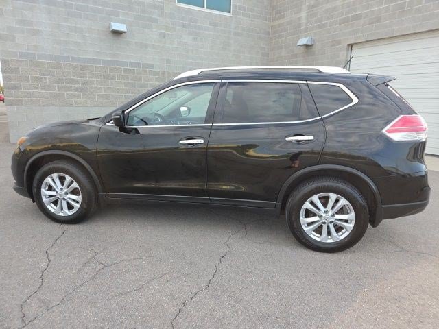 Used 2015 Super Black Nissan SV image 7