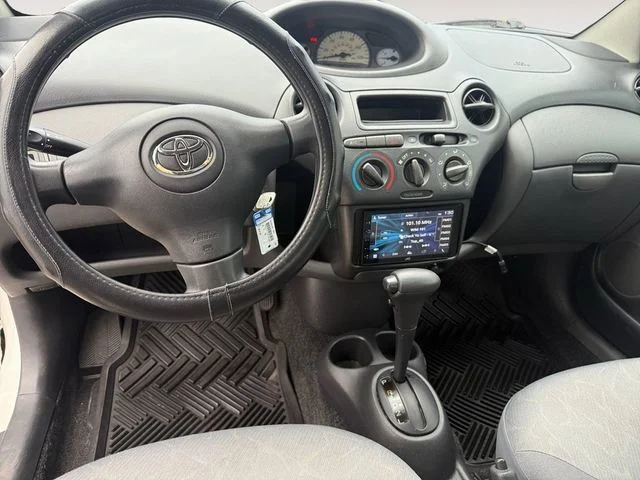 2004 Toyota Echo Base - Photo 10