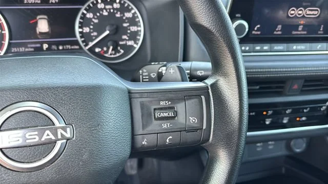 Used 2025 White/off-white Nissan S FWD image 23