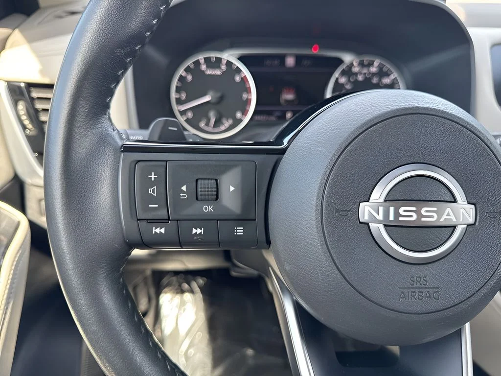 Used 2023 Black Nissan SL image 16