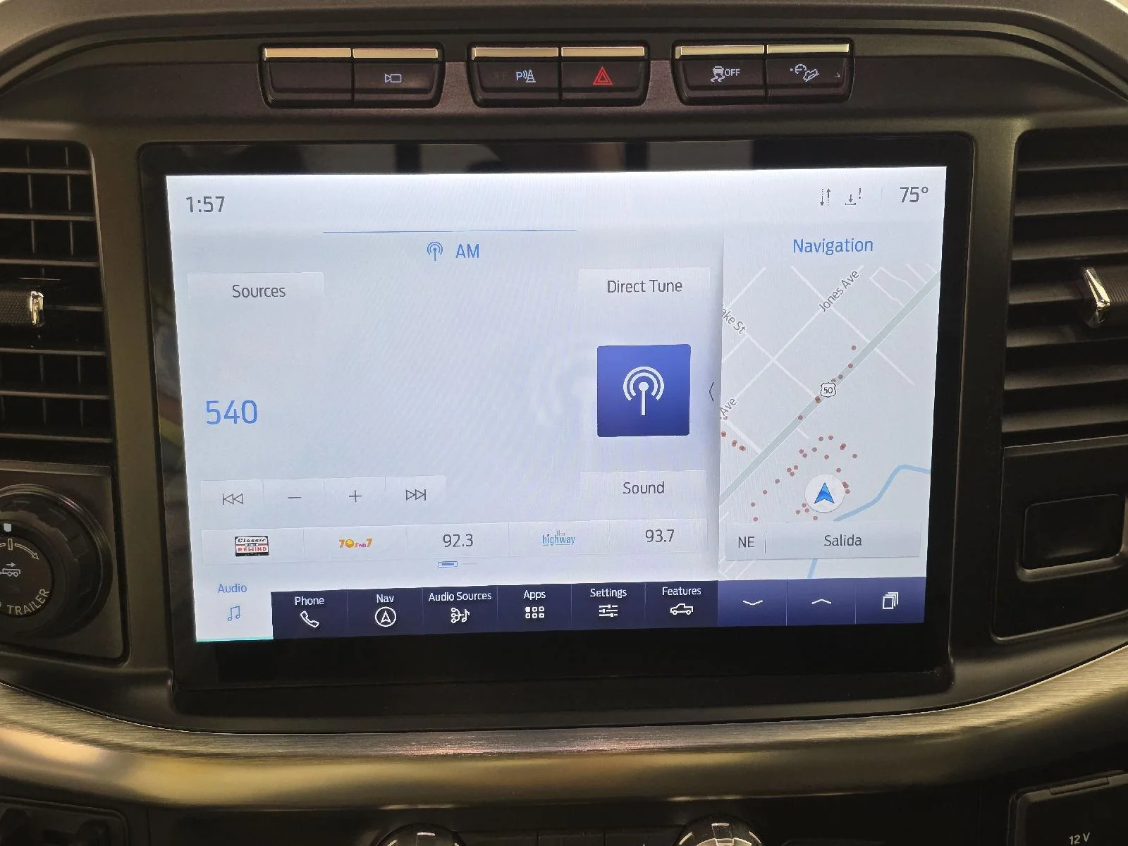 Used 2022  Ford LARIAT image 37