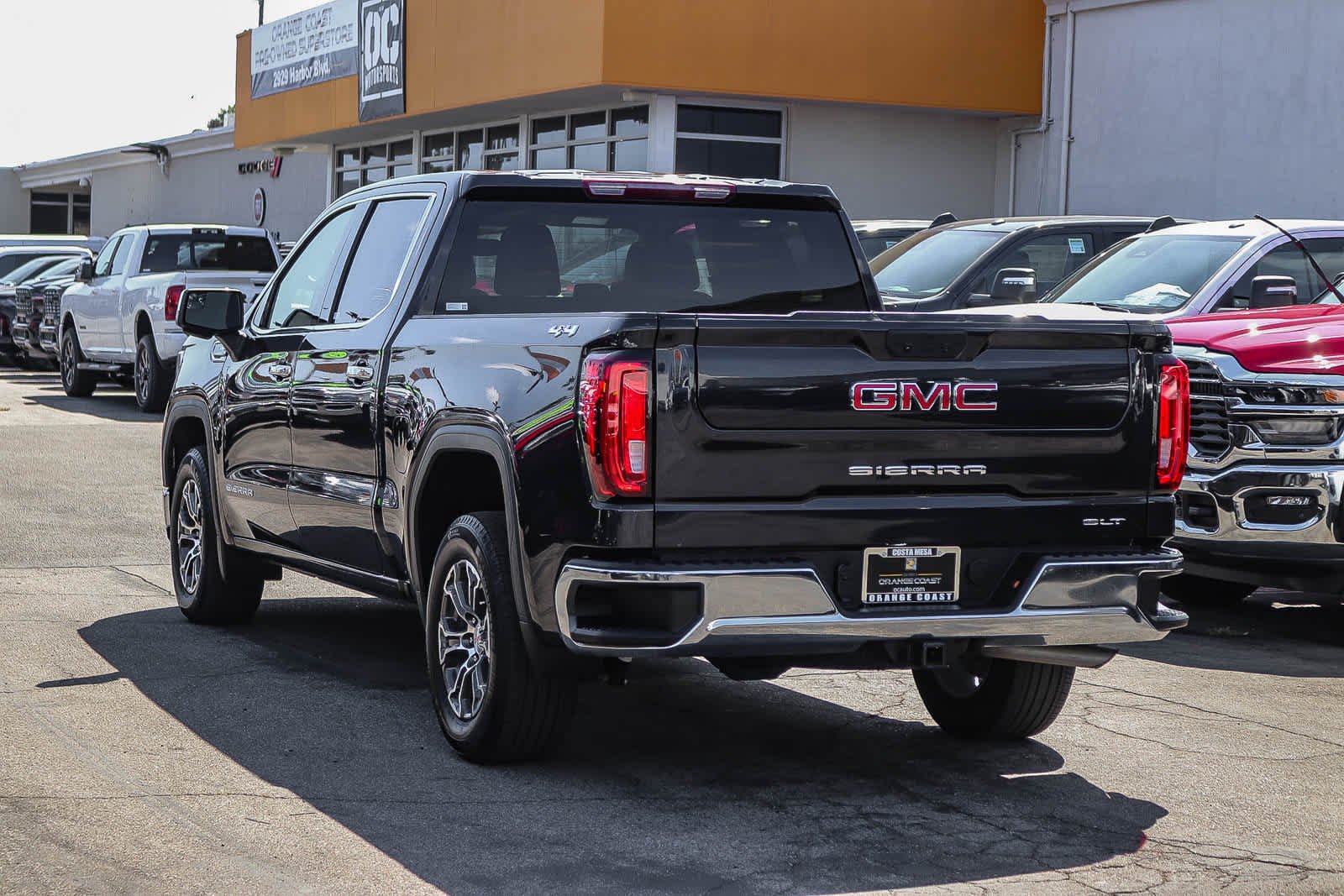 Used 2025 Titanium Rush Metallic GMC SLT image 6