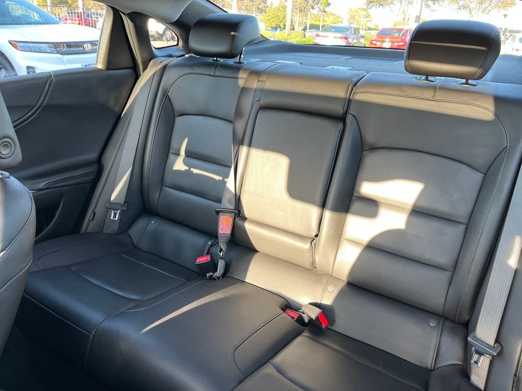 Used 2024 White Chevrolet LT image 47