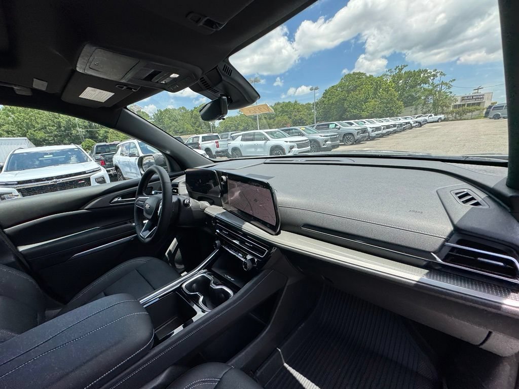 2026 Chevrolet Traverse LT - Photo 16