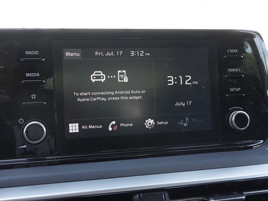 Used 2024 White Kia LXS image 38