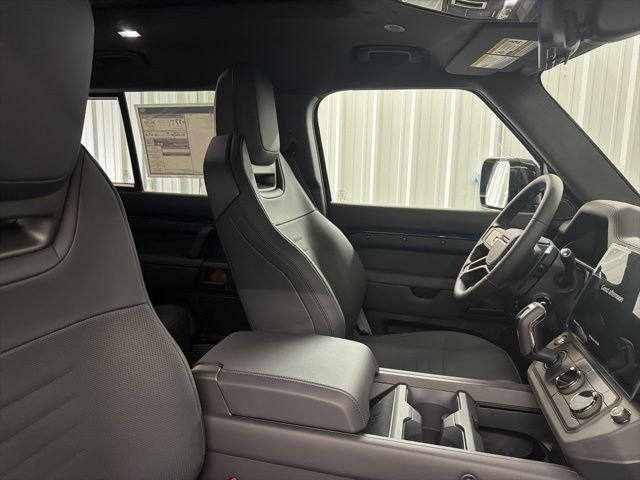 New 2026 Sargasso Blue Land Rover OCTA image 23