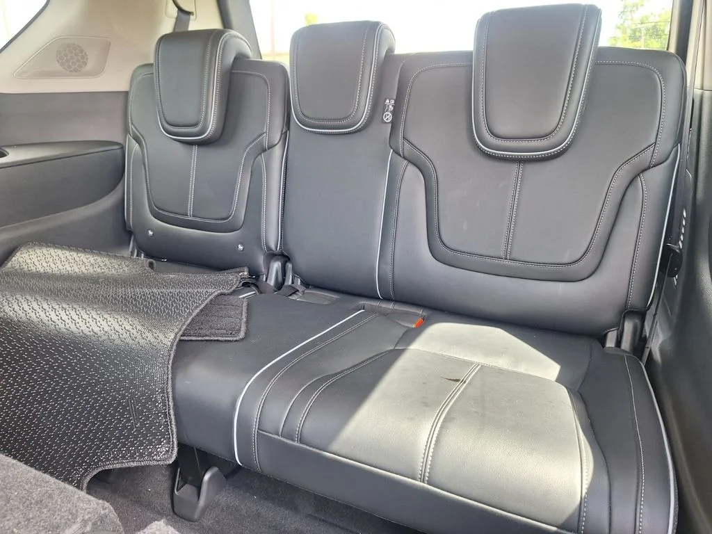 Used 2025 Black INFINITI SENSORY image 26