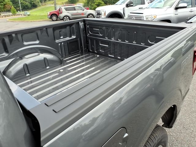 New 2026 Carbonized Gray Metallic Ford XLT image 23