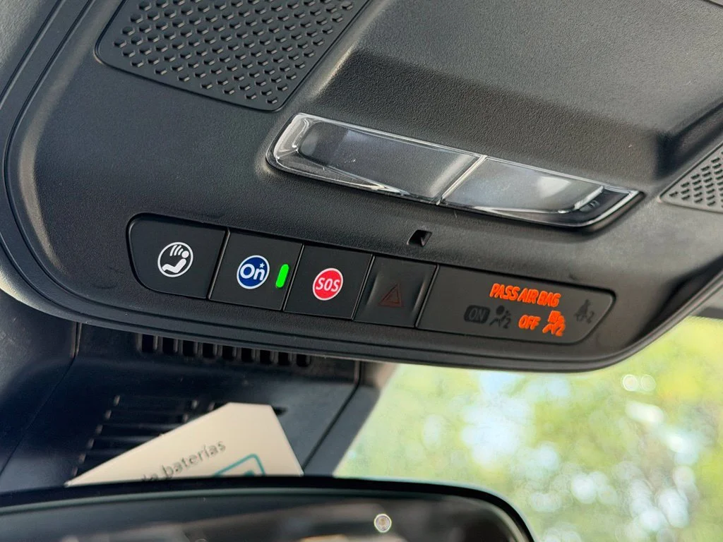 2027 Chevrolet Equinox LT - Photo 26