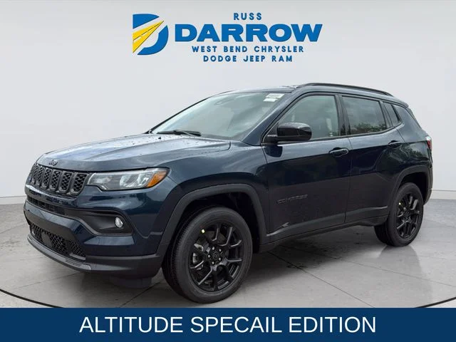 New 2026 Fathom Blue Pearl-Coat Exterior Paint Jeep Latitude image 1