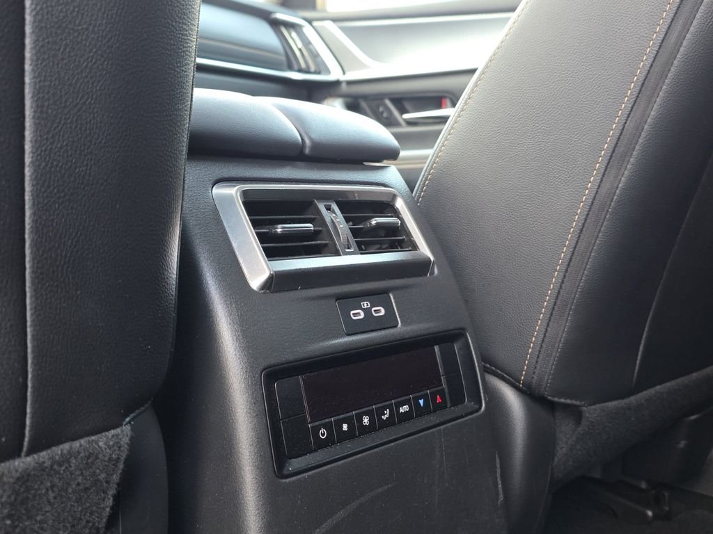 Used 2025 Silver Mazda 3.3 Turbo Preferred image 29
