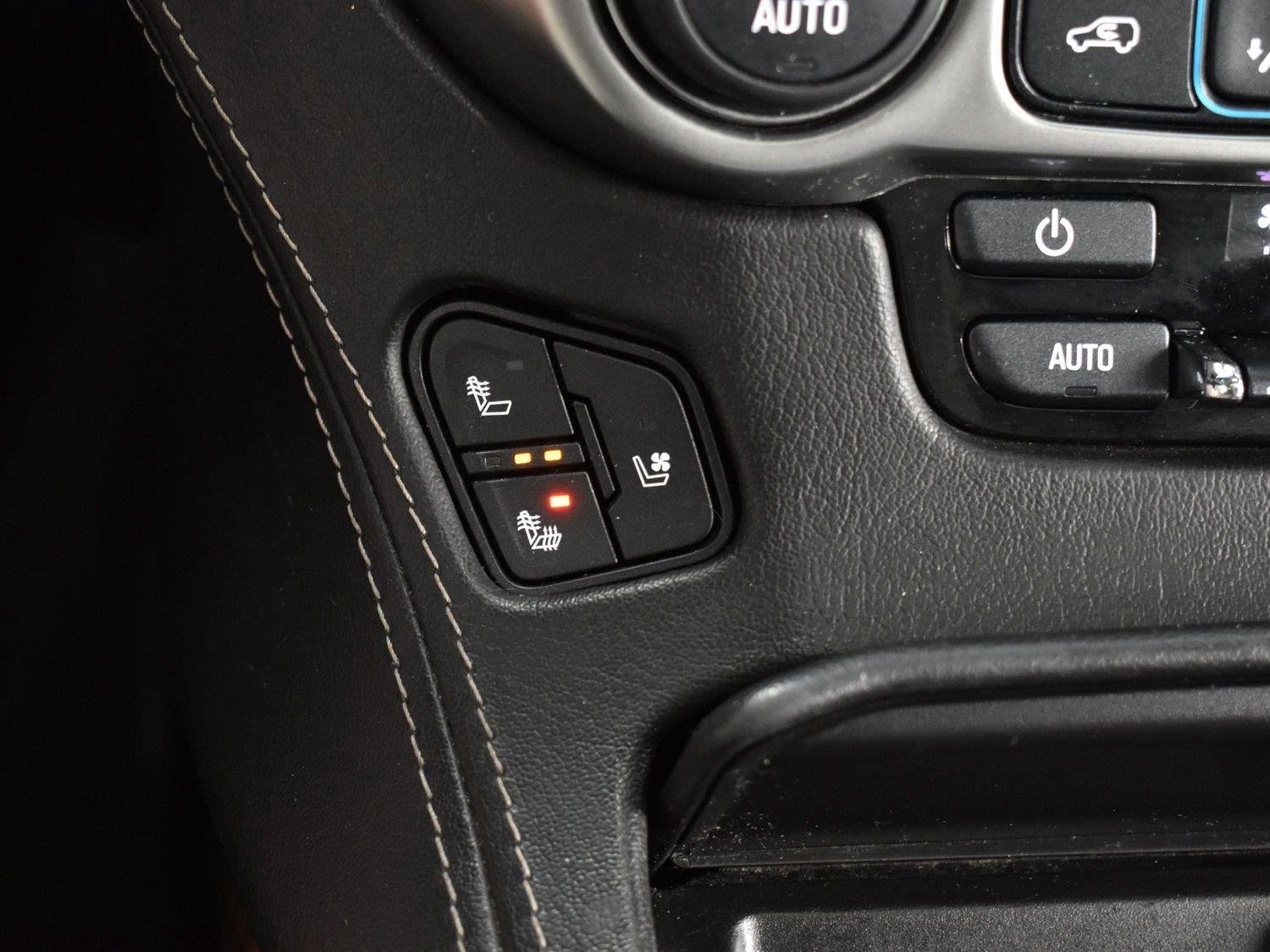 Used 2018 Black Chevrolet Premier image 28